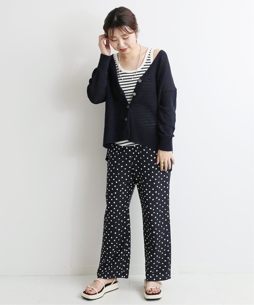 IENA(イエナ)の「麻混テープヤーン Vネックカーディガン◆(ニット/セーター・レディース・ホワイト/ベージュ/ネイビー・FREE)」の5枚目の写真