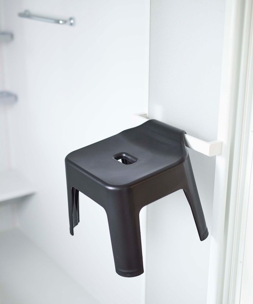 tower（タワー）の「tower（タワー）引っ掛け風呂椅子（バス/トイレグッズ・レディース・ホワイト/ブラック・ONE SIZE）」の11枚目の写真