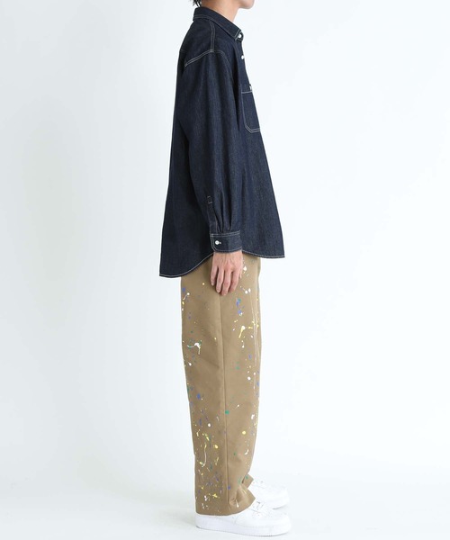 UNIVERSAL OVERALL（ユニバーサルオーバーオール）の「【UNIVERSAL OVERALL 別注】HAND PAINT WIDE TROUSERS（チノパンツ・メンズ・ベージュ/カーキ・S/L/M/XL）」の19枚目の写真