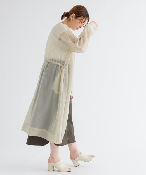 KATHARINE ROSS（キャサリンロス）の「【KATHARINE ROSS】衿ギャザーシアーロングジャケット（ノーカラージャケット・レディース・ブラック/アイボリー・MEDIUM）」の16枚目の写真