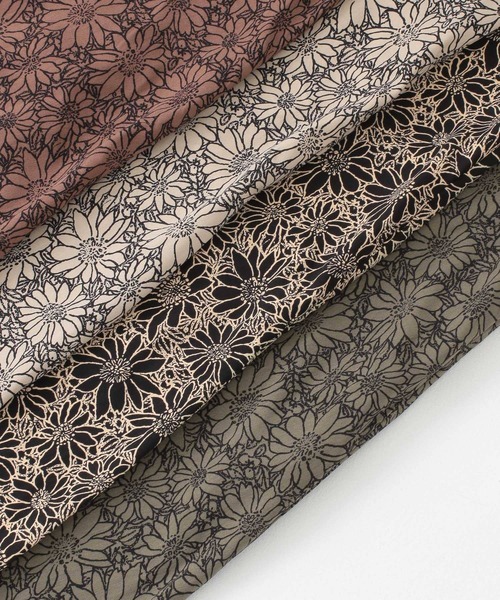 ITEMS URBANRESEARCH（アイテムズ アーバンリサーチ）の「花柄ラグランワンピース（ワンピース・レディース・ブラック系その他/ブラウン系その他/ベージュ系その他/グリーン系その他・SMALL/FREE）」の5枚目の写真