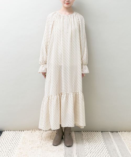 UR Lab.（アーバンリサーチラボ）の「衿付きダイヤドットワンピース（ワンピース・レディース・ブラック/アイボリー・FREE）」の19枚目の写真