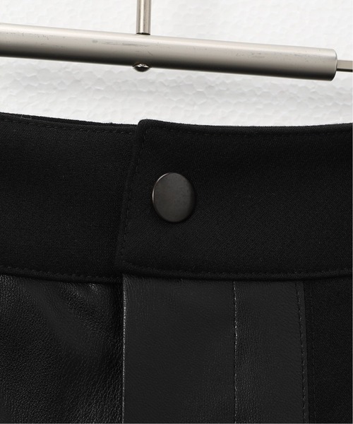 AVALONE(アヴァロン)の「【AVALONE / アヴァロン】SYNTHETIC LEATHER MIX TP PANTS(スラックス・メンズ・ブラック・2)」の5枚目の写真