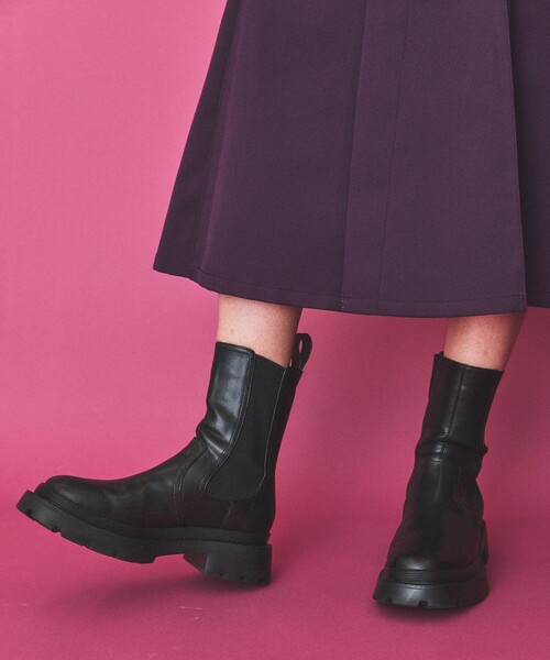 INella（イネラ）の「【INella(イネラ)】チェルシーミドルブーツ（ブーツ・レディース・ブラック/カーキ/アイボリー・1/2）」の10枚目の写真