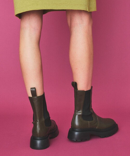 INella（イネラ）の「【INella(イネラ)】チェルシーミドルブーツ（ブーツ・レディース・ブラック/カーキ/アイボリー・1/2）」の12枚目の写真