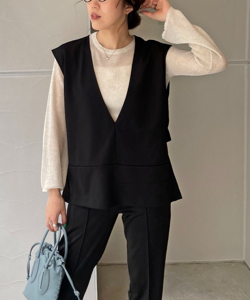 CAPRICIEUX LE'MAGE（カプリシューレマージュ）の「深Vネックベスト（ベスト・レディース・ブラック/アイボリー・FREE）」の20枚目の写真