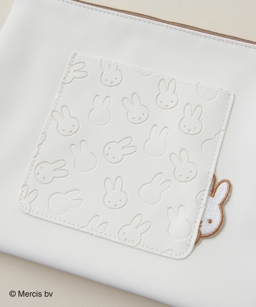 natural couture(ナチュラルクチュール)の「Pocket miffy ミニフラットポーチ(ポーチ・レディース・ブラック/ベージュ/アイボリー・FREE)」の14枚目の写真