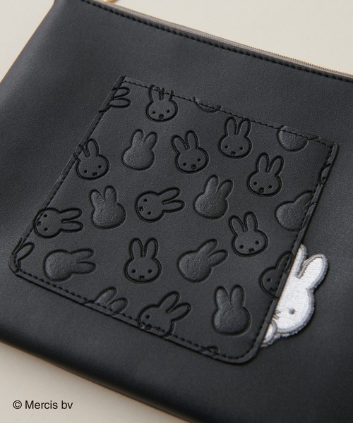 natural couture(ナチュラルクチュール)の「Pocket miffy ミニフラットポーチ(ポーチ・レディース・ブラック/ベージュ/アイボリー・FREE)」の15枚目の写真