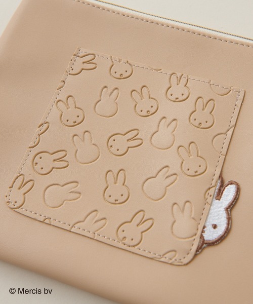 natural couture(ナチュラルクチュール)の「Pocket miffy ミニフラットポーチ(ポーチ・レディース・ブラック/ベージュ/アイボリー・FREE)」の16枚目の写真