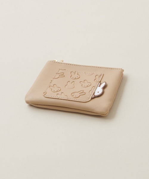 natural couture(ナチュラルクチュール)の「Pocket miffy ミニフラットポーチ(ポーチ・レディース・ブラック/ベージュ/アイボリー・FREE)」の21枚目の写真