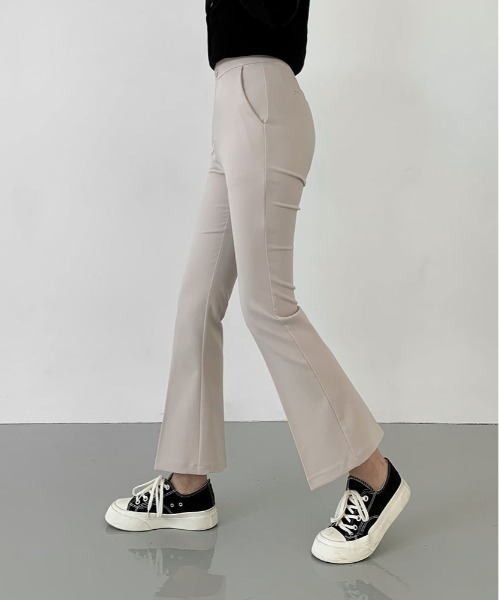 BEIDELLI（ベイデリー）の「[BELLIDE MADE] 着丈が選べるデイリースラックス（スラックス・レディース・アイボリー/ブラック/モカ・SMALL/MEDIUM/S/M）」の2枚目の写真