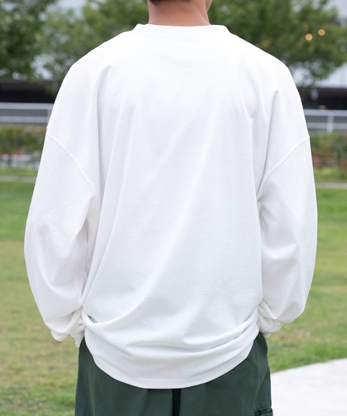 kutir（クティール）の「袖プリントロゴロンT（Tシャツ/カットソー・メンズ・オフホワイト/レッド/ブラック・MEDIUM/LARGE）」の21枚目の写真