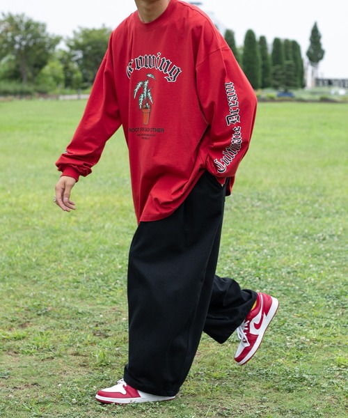 kutir（クティール）の「袖プリントロゴロンT（Tシャツ/カットソー・メンズ・オフホワイト/レッド/ブラック・MEDIUM/LARGE）」の9枚目の写真