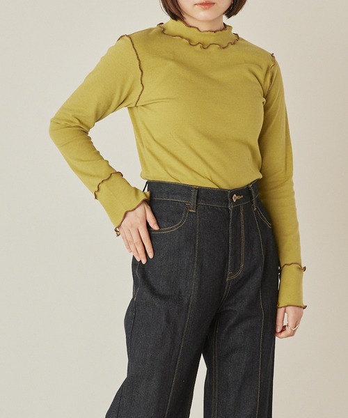 mikke（ミッケ）の「【吸水発熱素材】メロー配色ハイネックプルオーバー（Tシャツ/カットソー・レディース・オフホワイト/ネイビー/ブルー/グリーン・FREE）」の3枚目の写真