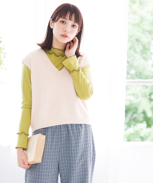 mikke（ミッケ）の「【吸水発熱素材】メロー配色ハイネックプルオーバー（Tシャツ/カットソー・レディース・オフホワイト/ネイビー/ブルー/グリーン・FREE）」の21枚目の写真