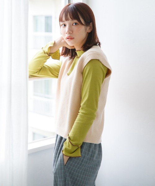 mikke（ミッケ）の「【吸水発熱素材】メロー配色ハイネックプルオーバー（Tシャツ/カットソー・レディース・オフホワイト/ネイビー/ブルー/グリーン・FREE）」の15枚目の写真