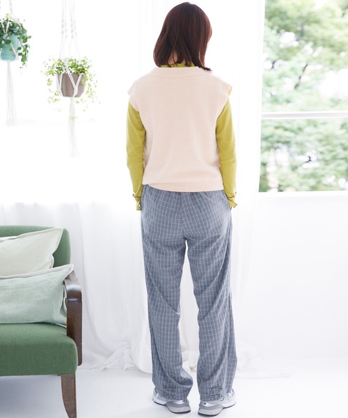 mikke（ミッケ）の「【吸水発熱素材】メロー配色ハイネックプルオーバー（Tシャツ/カットソー・レディース・オフホワイト/ネイビー/ブルー/グリーン・FREE）」の22枚目の写真