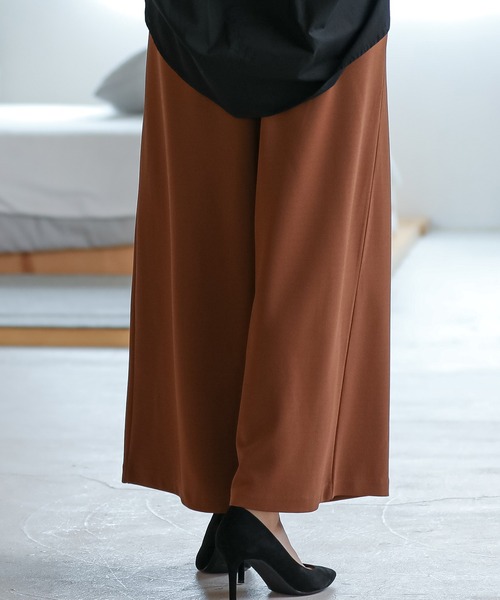 OMNES(オムネス)の「カットツイルタックワイドパンツ(その他パンツ・レディース・ブラック/アイボリー/キャメル・FREE)」の6枚目の写真
