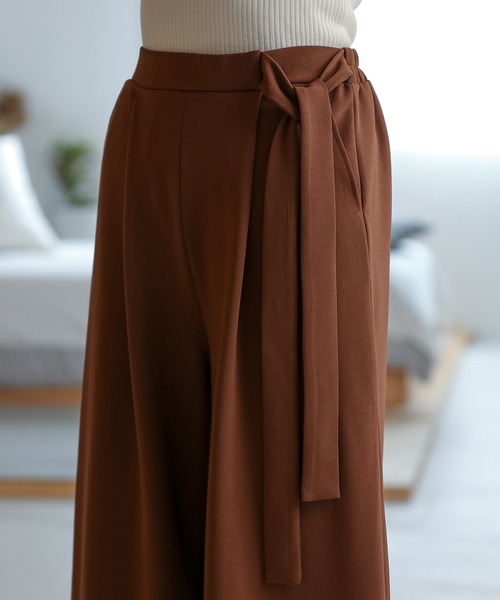 OMNES(オムネス)の「カットツイルタックワイドパンツ(その他パンツ・レディース・ブラック/アイボリー/キャメル・FREE)」の7枚目の写真