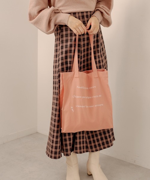 OLIVE des OLIVE(オリーブデオリーブ)の「カラフルトートバッグ(トートバッグ・レディース・ブラック/レッド/サックスブルー/ピンク/イエロー/オレンジ/アイボリー/ミント/ラベンダー・FREE)」の9枚目の写真