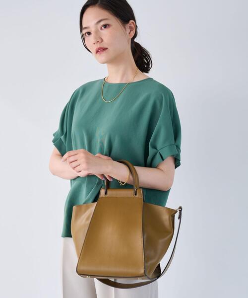 green label relaxing（グリーンレーベルリラクシング）の「トラペーズ MID 2WAY バッグ（ショルダーバッグ・レディース・ブラウン/オフホワイト/ブラック/ライトブルー/モカ・FREE）」の4枚目の写真