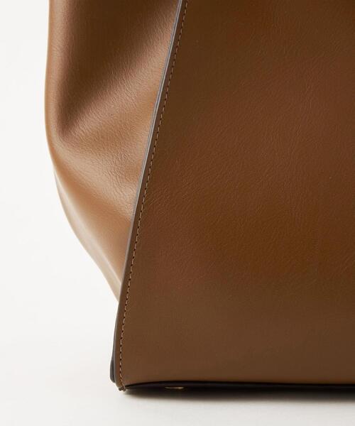 green label relaxing（グリーンレーベルリラクシング）の「トラペーズ MID 2WAY バッグ（ショルダーバッグ・レディース・ブラウン/オフホワイト/ブラック/ライトブルー/モカ・FREE）」の22枚目の写真