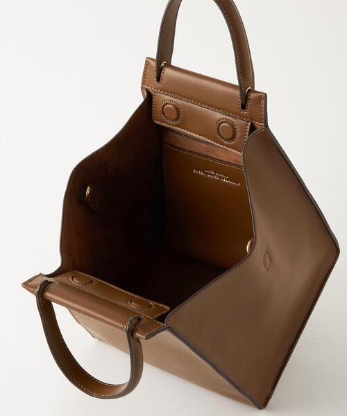 green label relaxing（グリーンレーベルリラクシング）の「トラペーズ MID 2WAY バッグ（ショルダーバッグ・レディース・ブラウン/オフホワイト/ブラック/ライトブルー/モカ・FREE）」の21枚目の写真