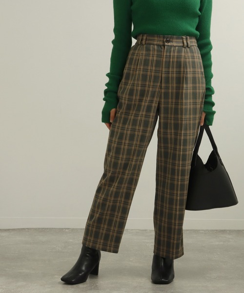 AULI（アウリィ）の「【低身長向けサイズ】チェックセミワイドパンツ（スラックス・レディース・イエロー/オレンジ/グリーン・S/XS/XXS）」の2枚目の写真