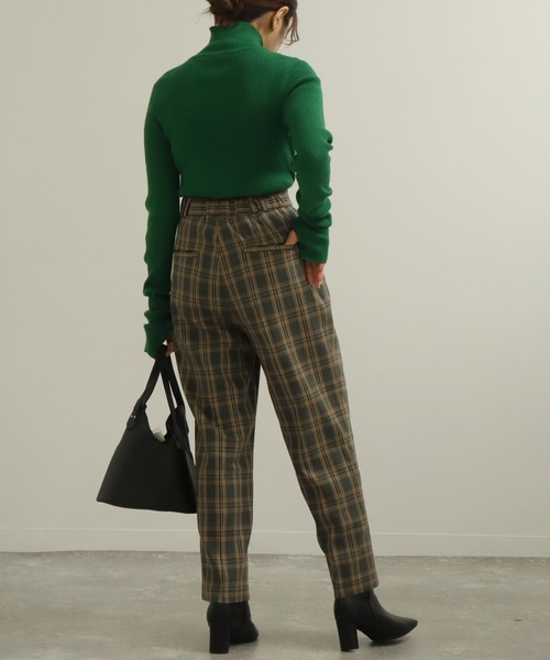 AULI（アウリィ）の「【低身長向けサイズ】チェックセミワイドパンツ（スラックス・レディース・イエロー/オレンジ/グリーン・S/XS/XXS）」の17枚目の写真