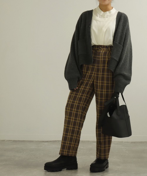 AULI（アウリィ）の「【低身長向けサイズ】チェックセミワイドパンツ（スラックス・レディース・イエロー/オレンジ/グリーン・S/XS/XXS）」の4枚目の写真