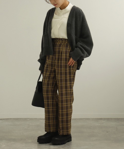 AULI（アウリィ）の「【低身長向けサイズ】チェックセミワイドパンツ（スラックス・レディース・イエロー/オレンジ/グリーン・S/XS/XXS）」の13枚目の写真
