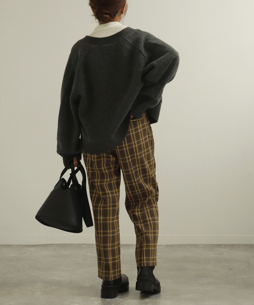 AULI（アウリィ）の「【低身長向けサイズ】チェックセミワイドパンツ（スラックス・レディース・イエロー/オレンジ/グリーン・S/XS/XXS）」の12枚目の写真