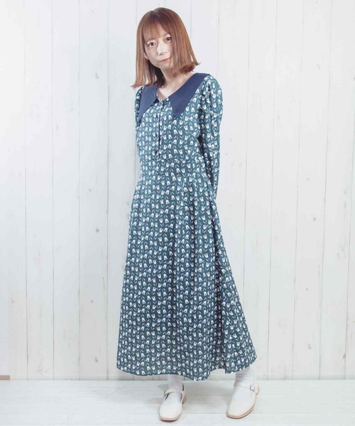 Hamble by Par Avion（ハンブルバイパラビオン）の「フラワーワンピース（ワンピース・レディース・グリーン/ブラック・ONESIZE）」の2枚目の写真