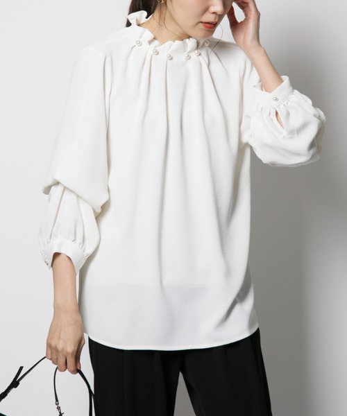 INTERPLANET（インタープラネット）の「【ＷＥＢ限定】【３点セット】カットジョーゼットカラーレスジャケット＋テーパードパンツ＋ブラウス（セットアップ・レディース・ライトグレー/ブラック/ネイビー・FREE）」の14枚目の写真