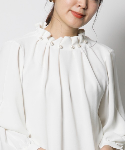 INTERPLANET（インタープラネット）の「【ＷＥＢ限定】【３点セット】カットジョーゼットカラーレスジャケット＋テーパードパンツ＋ブラウス（セットアップ・レディース・ライトグレー/ブラック/ネイビー・FREE）」の15枚目の写真