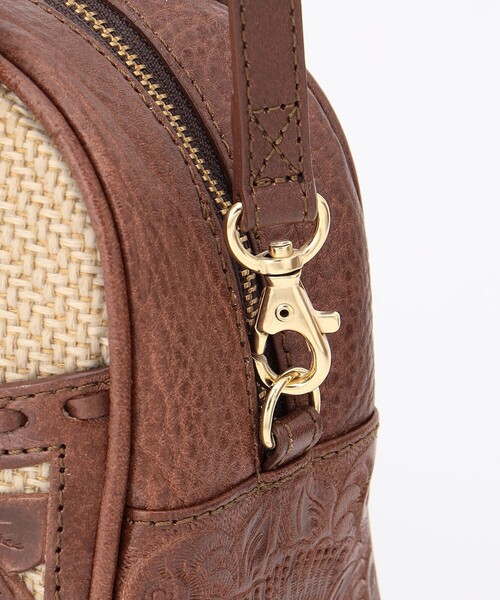 【美品】CARVING TRIBES ショルダーバッグ サコッシュ ブラウン 美品】CARVING TRIBES ショルダーバッグ サコッシュ ブラウン