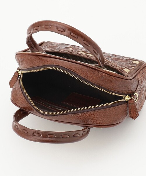 【美品】CARVING TRIBES ショルダーバッグ サコッシュ ブラウン 美品】CARVING TRIBES ショルダーバッグ サコッシュ ブラウン