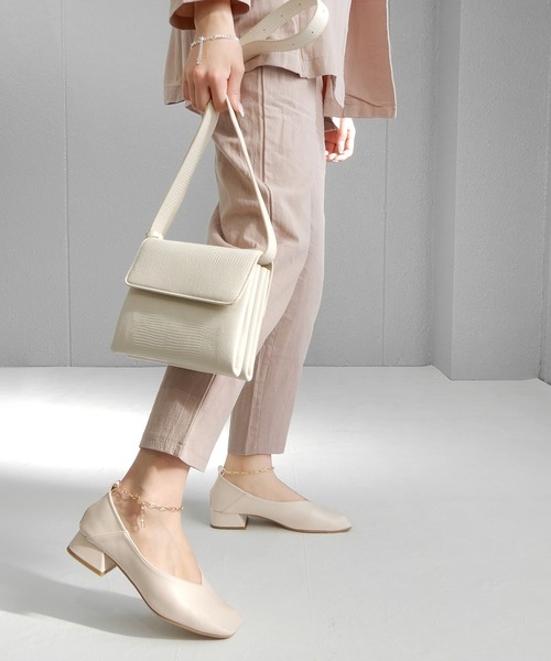 alala(アララ)の「アンクレットパンプス(パンプス・レディース・アイボリー/ブラック/シルバー/ゴールド/グリーン・LL/S/M/L)」の19枚目の写真