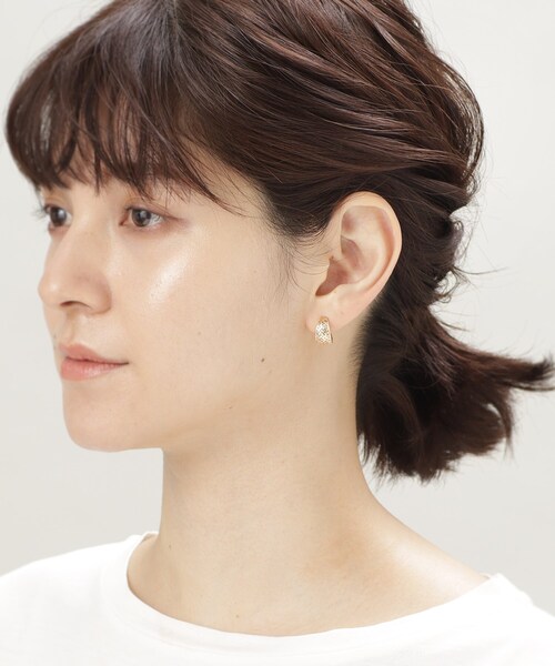 COCOSHNIK(ココシュニック)の「K10メッシュフープ イヤリング(イヤーカフ・レディース・ホワイト系その他7・00)」の5枚目の写真