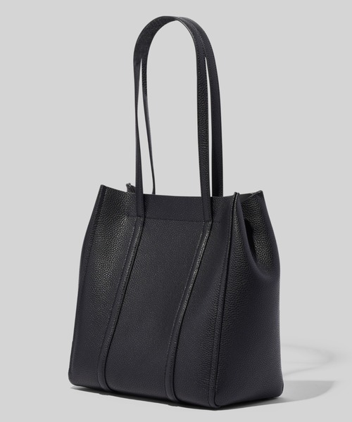 MARC JACOBS(マークジェイコブス)の「THE SHOPPER TOTE BAG/ザ ショッパー トート バッグ(トートバッグ・レディース・ブラック・ONE SIZE)」の3枚目の写真