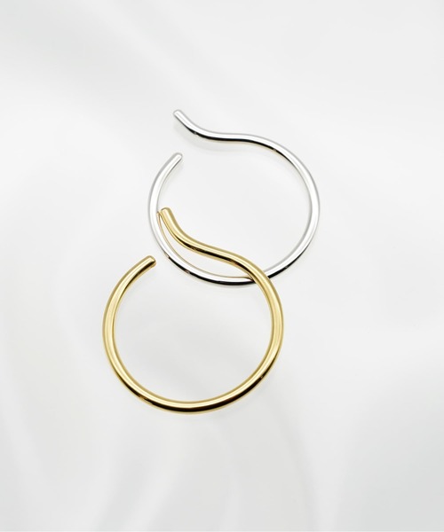 BYOKA（ビョーカ）の「【BYOKA / ビョーカ】BOLD HOOP EARCUFF / イヤーカフ（イヤーカフ・レディース・シルバー・FREE）」の8枚目の写真