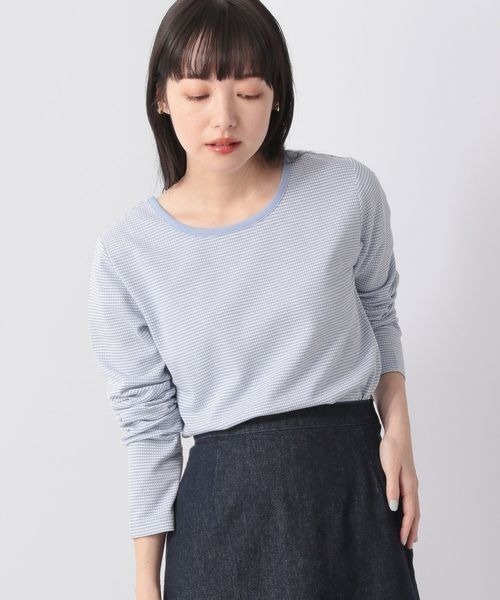 LOWRYS FARM（ローリーズファーム）の「パイピングタイトＬＳ　265269（Tシャツ/カットソー・レディース・ブラック/オフホワイト/カーキ/ブルー・FREE）」の4枚目の写真