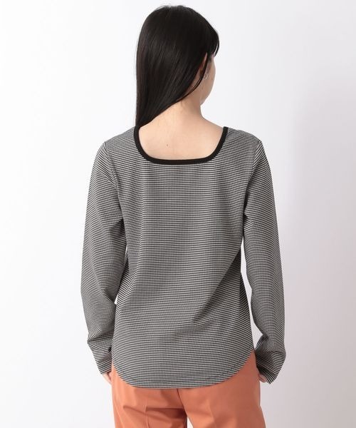 LOWRYS FARM（ローリーズファーム）の「パイピングタイトＬＳ　265269（Tシャツ/カットソー・レディース・ブラック/オフホワイト/カーキ/ブルー・FREE）」の14枚目の写真