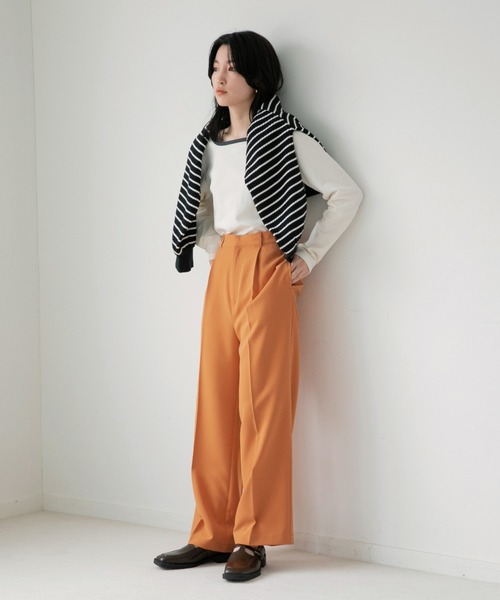 LOWRYS FARM（ローリーズファーム）の「パイピングタイトＬＳ　265269（Tシャツ/カットソー・レディース・ブラック/オフホワイト/カーキ/ブルー・FREE）」の7枚目の写真