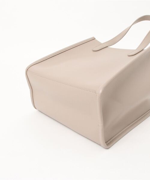 Lugnoncure（ルノンキュール）の「ポーチ付きトートバッグ（トートバッグ・レディース・ベージュ/オフホワイト/グリーン・ﾌﾘ-）」の6枚目の写真