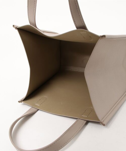 Lugnoncure（ルノンキュール）の「ポーチ付きトートバッグ（トートバッグ・レディース・ベージュ/オフホワイト/グリーン・ﾌﾘ-）」の7枚目の写真