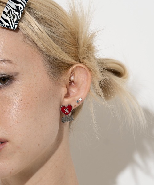 X-girl(エックスガール)の「X-girl HEART EARRINGS(ピアス(両耳用)・レディース・ブラック/レッド・ONE SIZE)」の2枚目の写真
