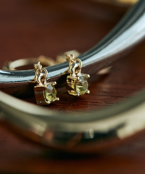 VIS（ビス）の「【WEB限定】ゆれビジュープチピアス（ピアス（両耳用）・レディース・その他1/グレー系その他/イエロー・FREE）」の2枚目の写真