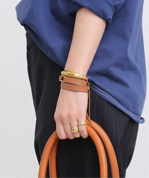 Deuxieme Classe(ドゥーズィエムクラス)の「【Magnifique azur/マニフィーク アジュー】 C GOLD LEATHER ブレスレット(ブレスレット・レディース・ゴールド・FREE)」の6枚目の写真