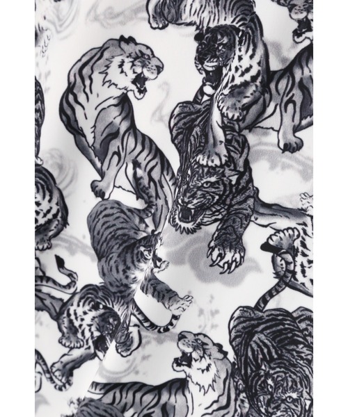 BLUE TORNADO（ブルートルネード）の「BLUE TORNADO∴タイガープリントショーツ（その他パンツ・メンズ・ネイビー/アイボリー・M/L）」の3枚目の写真